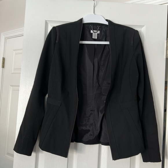 Jacket - Picture 2 of 8